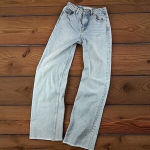 Q2 Premium Jeans‎ XS Light Wash 24x32 High Rise Distressed Hem Wide